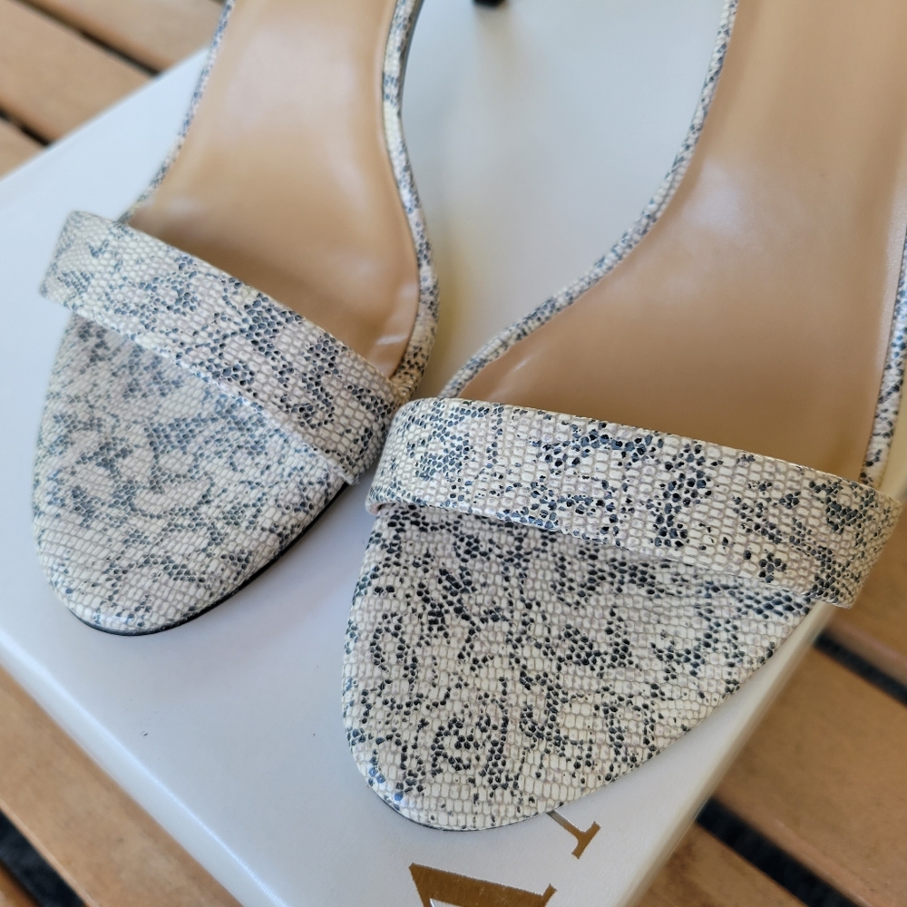 ANN TAYLOR Alaina Sandals, Lizard embossed leather
